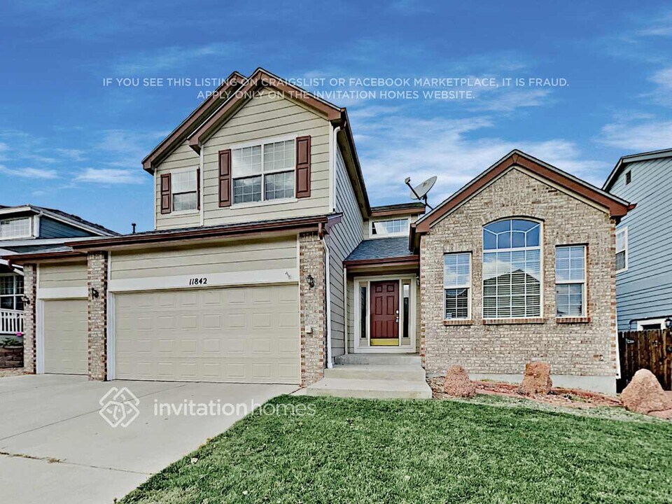 11842 Horseshoe Ln in Parker, CO - Building Photo
