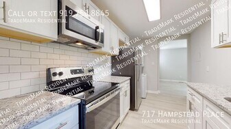 717 Hampstead Pl in Raleigh, NC - Building Photo