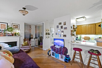 636 W Webster Ave in Chicago, IL - Building Photo - Building Photo