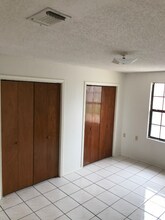 3602 Guerrero St in Laredo, TX - Building Photo - Building Photo