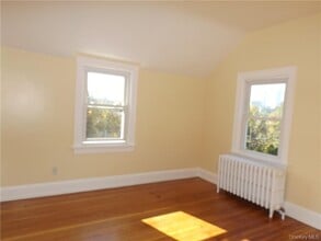 24 Beechwood Ave in Harrison, NY - Building Photo - Building Photo