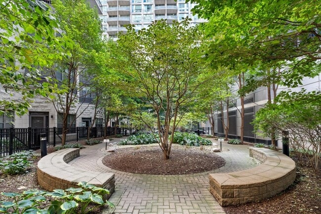 1250 S Indiana Ave in Chicago, IL - Building Photo - Building Photo