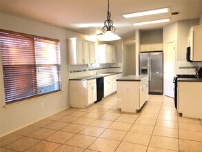 8117 Osborne Dr in Austin, TX - Building Photo - Building Photo