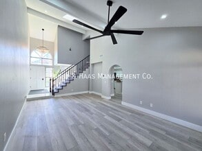 16810 Picadilly Ln in Cerritos, CA - Building Photo - Building Photo