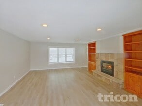 6737 Upper 162nd St W in Rosemount, MN - Building Photo - Building Photo