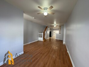 2907 McElderry St in Baltimore, MD - Building Photo - Building Photo
