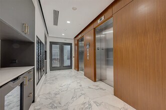2710 Steel St in Houston, TX - Building Photo - Building Photo
