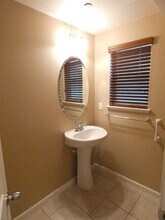 723 Del Mar Cir in Vacaville, CA - Building Photo - Building Photo