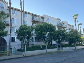 555 Maine Ave in Long Beach, CA - Building Photo - Building Photo