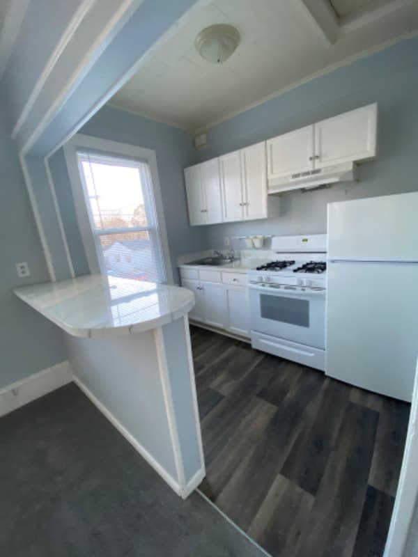 property at 1934 Holladay St