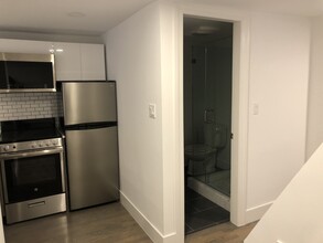 83 Phillips St, Unit #1 in Boston, MA - Building Photo - Building Photo