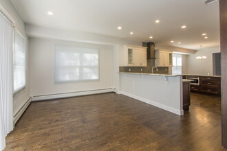 450 4th St, Unit 1 in Palisades Park, NJ - Building Photo - Building Photo