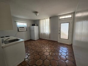 949 Pennsylvania Ave, Unit 311 in Miami Beach, FL - Building Photo - Building Photo
