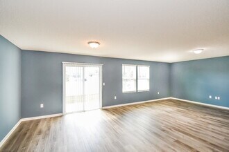 2303 Pebble Point Dr in Green Cove Springs, FL - Foto de edificio - Building Photo