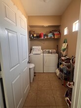 3236 E Chandler Blvd in Phoenix, AZ - Building Photo - Building Photo
