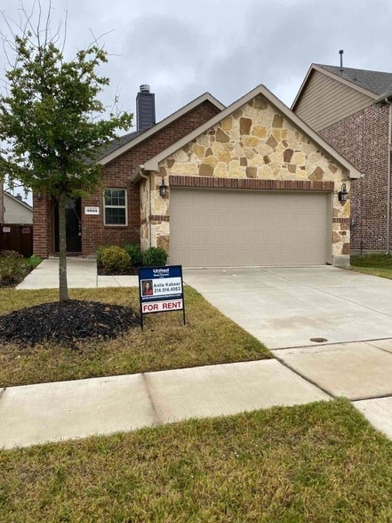 9933 Beaver Dam Ln in McKinney, TX - Foto de edificio - Building Photo