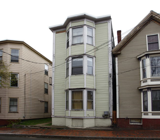 26 Dow St in Portland, ME - Foto de edificio - Building Photo