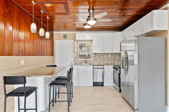 329 Lee Ave in Satellite Beach, FL - Building Photo - Building Photo