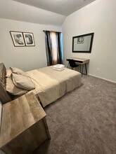 1 Bollardpoint Ln in Houston, TX - Building Photo - Building Photo
