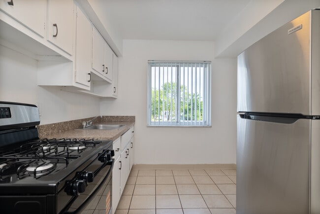 Stoneybrook Apartments