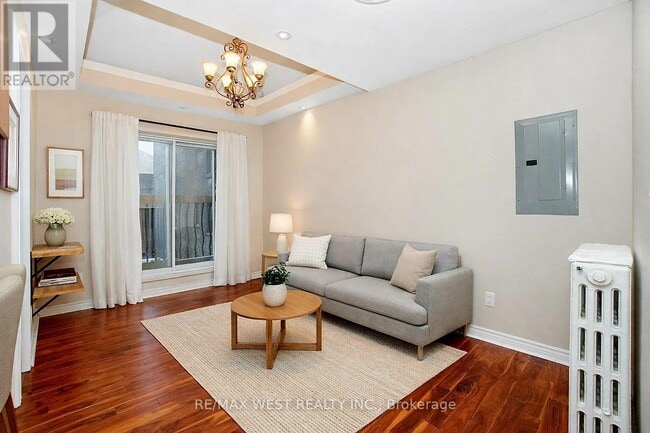 237 Vaughan Rd in Toronto, ON - Building Photo - Building Photo