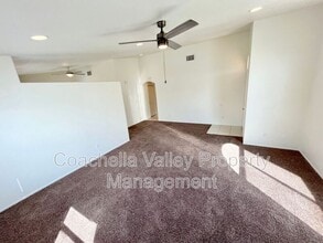 66028 Mission Lakes Blvd in Desert Hot Springs, CA - Building Photo - Building Photo