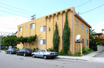 1063 Justin Ave in Glendale, CA - Building Photo - Building Photo