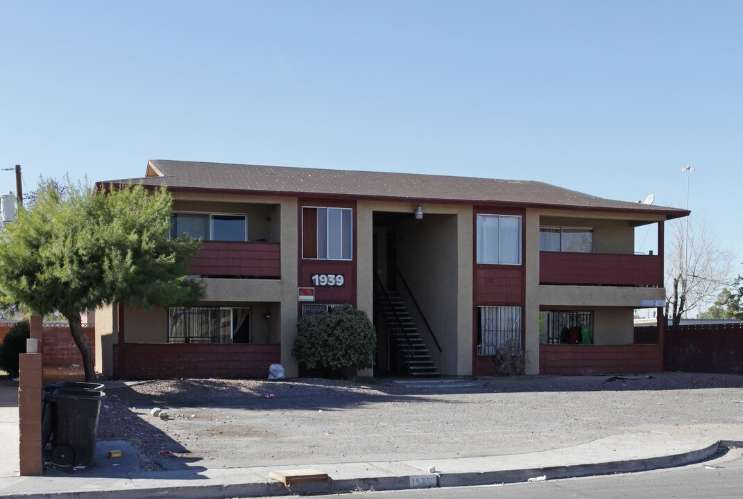 1939 Harvard St in Las Vegas, NV - Foto de edificio