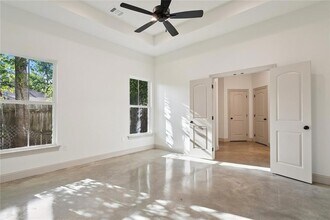 2120 Robin St in Slidell, LA - Foto de edificio - Building Photo