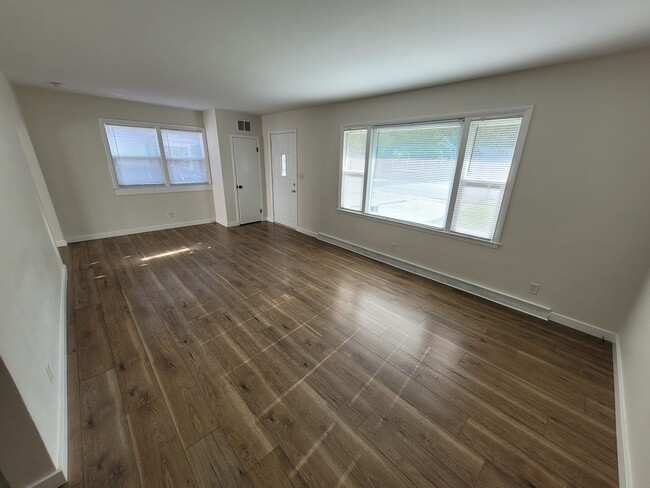 1207 Townline Ave in Beloit, WI - Foto de edificio - Building Photo