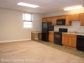 110 E Market St in Leesburg, VA - Building Photo - Building Photo