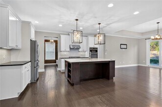 3515 Knobcone Dr in Cumming, GA - Foto de edificio - Building Photo