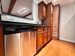 4 Bishop St, Unit G11 in Framingham, MA - Foto de edificio - Building Photo