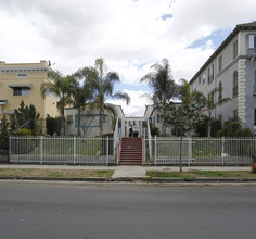 836 S Catalina St in Los Angeles, CA - Building Photo - Building Photo