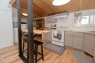 4113 Donnelly Dr NW in Maple Lake, MN - Building Photo