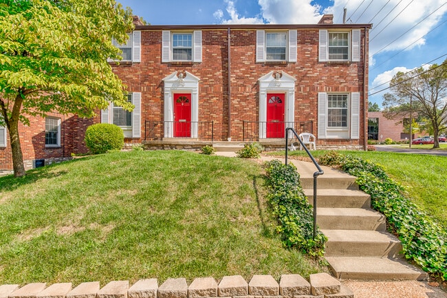1126 Sanford Ave, Unit 1126
