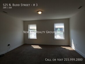 525 Budd St in Philadelphia, PA - Building Photo - Building Photo
