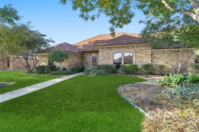 1106 Tahlequah Trail in Carrollton, TX - Building Photo - Building Photo