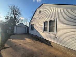 635 N Chautauqua Ave in Wichita, KS - Building Photo - Building Photo