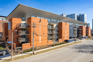 Yugo Champaign South 3rd Lofts Apartments