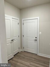 12875 Mosaic Pk Wy-Unit -4-E   PH1 in Herndon, VA - Building Photo - Building Photo