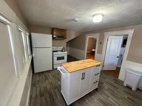 187 Danforth St in Framingham, MA - Building Photo - Building Photo