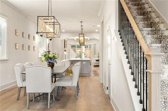 722 Lakeview Ave NE in Atlanta, GA - Building Photo - Building Photo