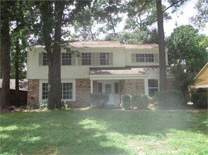 18023 Rolling Creek Dr in Houston, TX - Building Photo - Building Photo