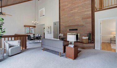 14810 Herring Rd in Colorado Springs, CO - Foto de edificio - Building Photo