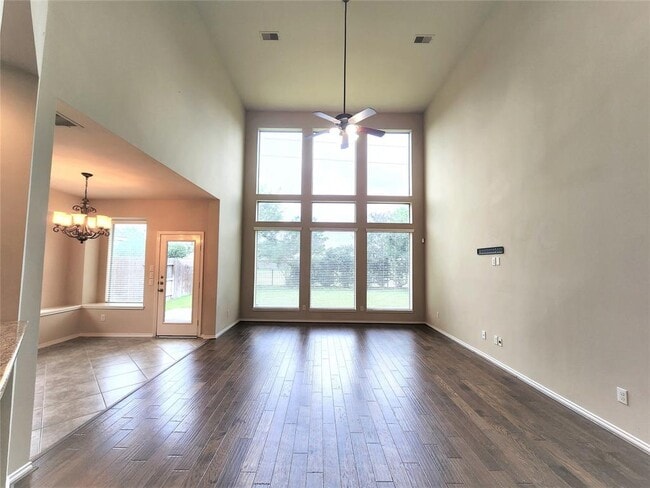 13308 Highland Lake Ln in Pearland, TX - Foto de edificio - Building Photo