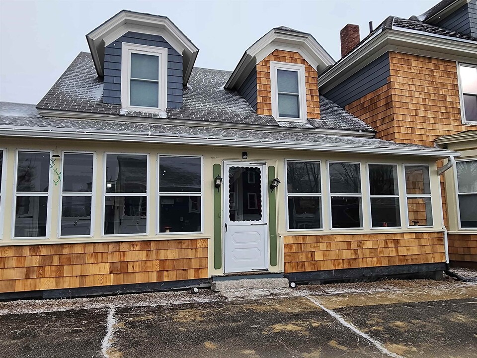 17 Union St in Littleton, NH - Building Photo