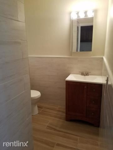 100 Cascade Ln-Unit -Apt 3 in West Palm Beach, FL - Building Photo - Building Photo