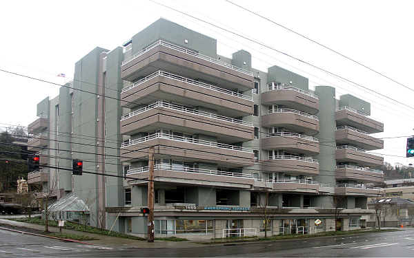 Riva Condos in Seattle, WA - Building Photo