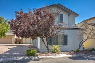 1005 Sunny Acres Ave in North Las Vegas, NV - Building Photo - Building Photo